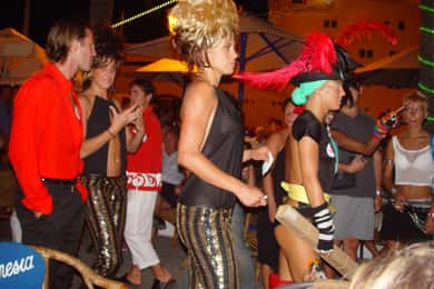 IBIZA NOCHE traslado al puerto de Ibiza con tiempo libre