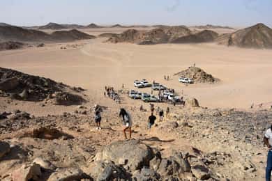 Hurghada: Quad Bike, Buggy, Jeep Safari, Camel Ride & Dinner