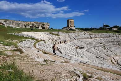 Catania: Syracuse, Ortigia, and Noto Tour with Brunch