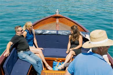 Zurich: Private Guided Boat Tour