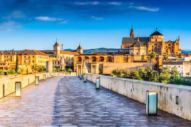 Ab Sevilla: Private oder Gruppen-Tagestour nach Córdoba