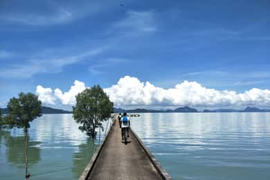 Phuket: Yao Island Cycling and Beach Day-Trip