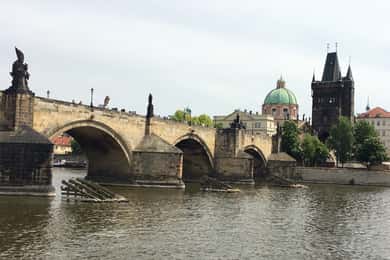 Prag: 3-timmars flodkryssning på kvällen med middag