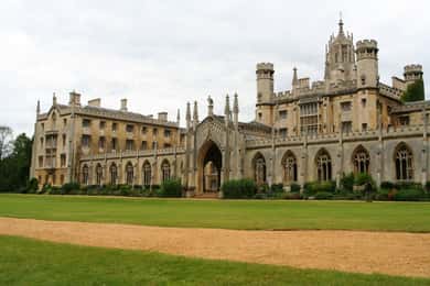 From London: Oxford & Cambridge Day Tour