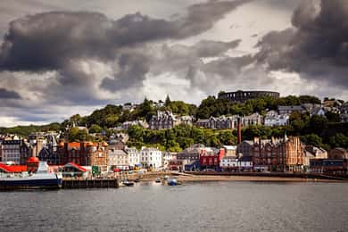 Edimburgo: Tour di Oban, Kilchurn Castle e Inveraray in spagnolo