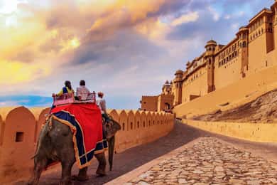 From New Delhi: 7-Day Golden Triangle Tour with Diwali