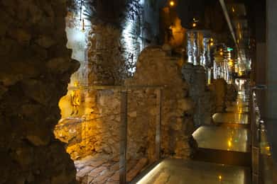 Skip the Line Underground Museum and Old Town