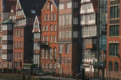 Hamburg: Geführter Rundgang Guided Walking Tour