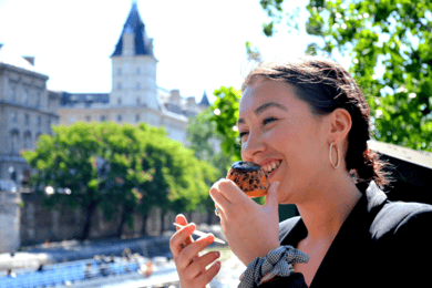 Paris: Visita guiada de champanhe e gastronómica em St-Germain-des-Pres