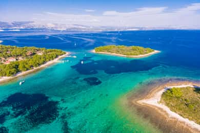 Brač: Private Bootstour zur Blauen Lagune & Trogir
