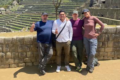 From Aguas Calientes: Machu Picchu guided tour with tickets