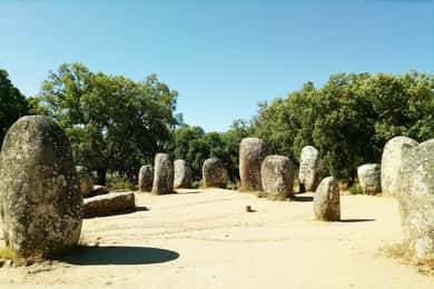 Évora e Circuito Megalítico Tour Privado 10H