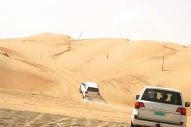 Wahiba Sand and Wadi Bani Khalid Guided Group Tour