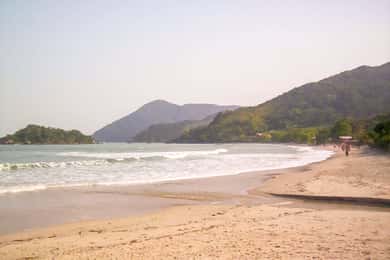 From São Paulo: Santo Amaro Island & Wild Beaches Day Trip