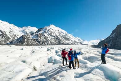 Mount Cook: 3-Hour Tasman Glacier Helicopter Ride and Hike