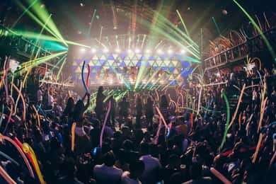 Coco Bongo Nightclub Experience with Transfer
