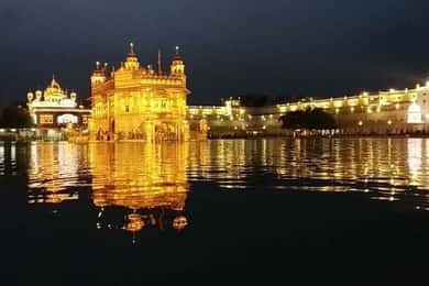 Amritsar: Small Group Sightseeing Tour with Wagah Border