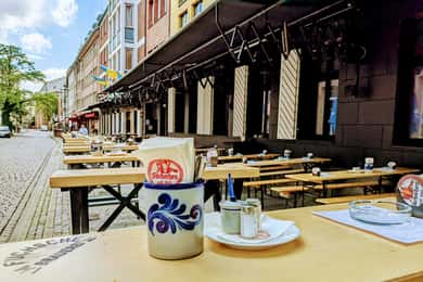Passeia por Düsseldorf: A Cidade Velha e uma praça de mercado encantadora