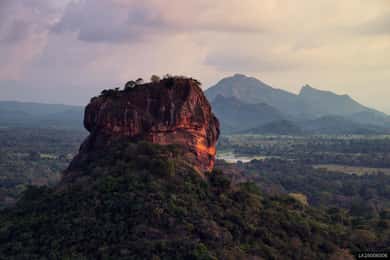 From Kandy: Sigiriya and Dambulla Private Day Tour