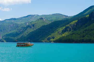 Alanya'dan: Öğle Yemeği Dahil Yeşil Kanyon Tekne Turu