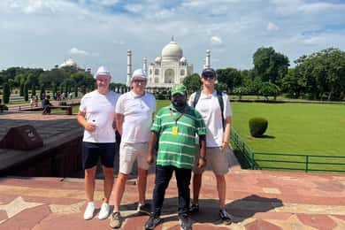 Jaipur to Agra: Same Day Taj Mahal Tour with Delhi Return