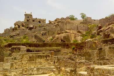 Hyderabad: Visita de medio día al Fuerte de Golconda y las Tumbas de Qutub Shahi