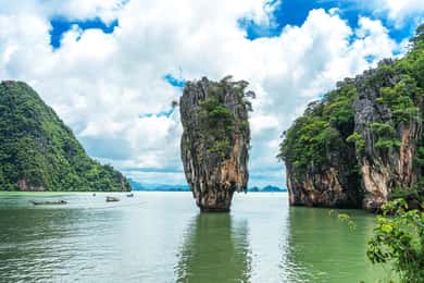 Ko Yao Noi: Phang Nga Bay Day Tour on a Long-Tail Boat
