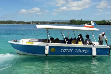 Snorkeling Excursion in Blue Bay Marine Park