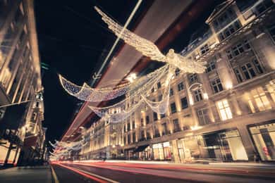 ロンドンヴィンテージ2階建てバスによるクリスマス・イルミネーション・ツアー