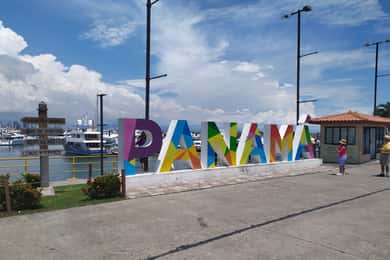 Panama City: Shared Half-Day City and Canal Tour