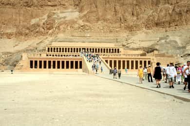 Luxor: Hatshepsut, Valley of Kings and Felucca Ride, Guided