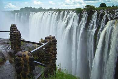 Desde Kasane Excursión de un día a las cataratas Victoria (lado Zimbabue)