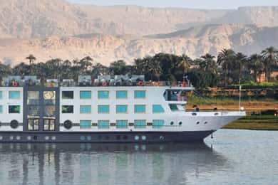 Luxor: 5 Days Nile Cruise with Guided Tours & Abu Simbel