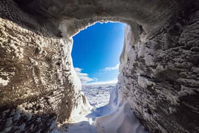 Fra Gullfoss: Langjökull isgrotte og snøscootertur