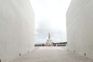 From Lisbon: Half-Day Fátima PRIVATE Tour