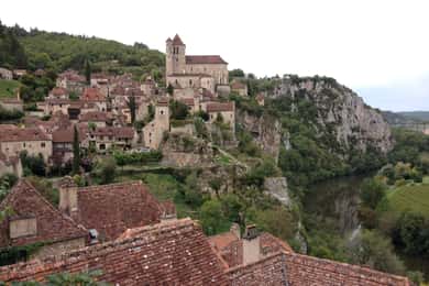 From Toulouse: Peche Merle and Saint Cirq LaPopie Day Trip