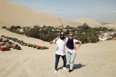 Lima : îles Ballestas, lignes Huacachina et Nazca + déjeuner