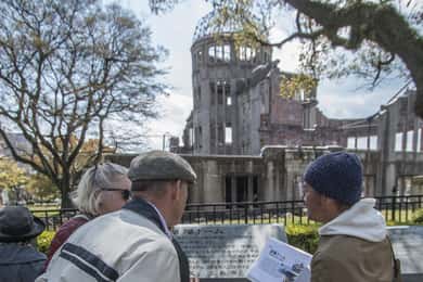 Visite à pied des sites du patrimoine mondial pour la paix