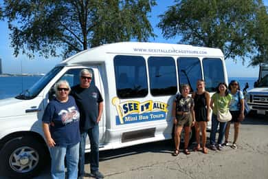 Chicago: City Minibus Tour com cruzeiro guiado pela arquitetura opcional