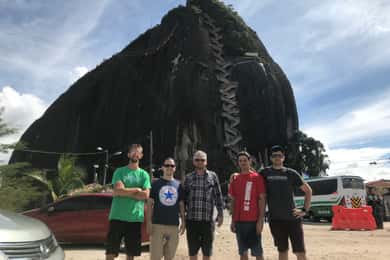 Medellín: Guatape Village with Coffee and Fruit Tasting Tour
