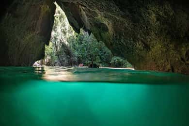 Ko Lanta: 4 Islands Snorkeling Tour by Longtail Boat