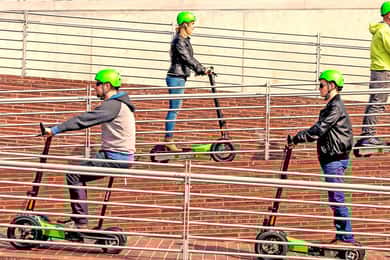 Düsseldorf: E-Scooter City Tour