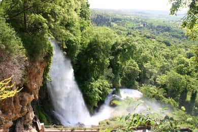 Tesalónica:Excursión privada de un día a Edesa y las Termas de Pozar