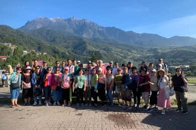 Sabah: Kinabalu Park, Poring Hot Springs og Desa Farm Tour
