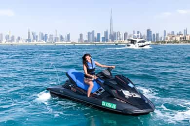 Dubai: Jetskifärd för upp till 2 personer med foton och förfriskningar