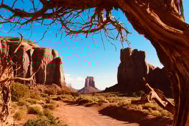Monument Valley: Highlights Tour with Backcountry Access
