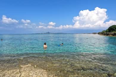 Okinawa: Private georgeous beach & snorkel tour