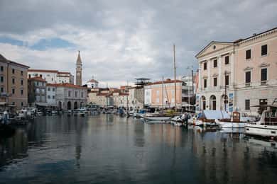 De Koper: Os sabores e as histórias de Piran