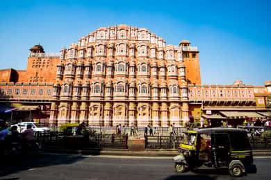 Jaipur: Private Full-Day Sightseeing Tour by Tuk-Tuk or Cab