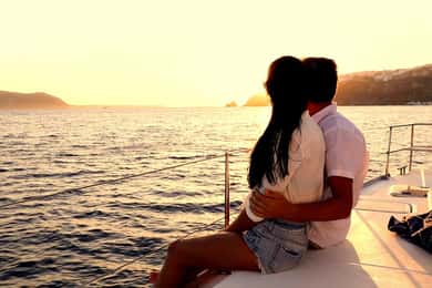 Santorini: Luxury Caldera Cruise with Full Greek Meal